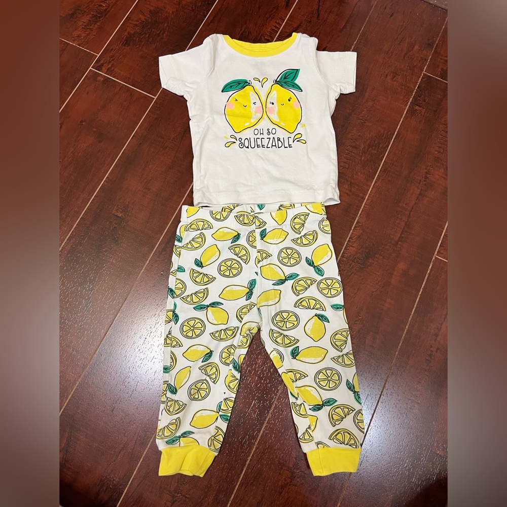 4/$20 George Lemon Print 2 Piece Toddler Pajamas Size 12-18 Months